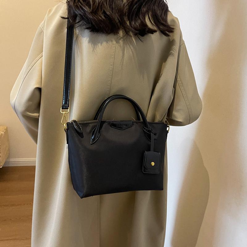 Oxford Big Totes Women Handbag Light Practical Dumpling Bag Girls Casual Shoulder Messenger Bag Business Commute Top-handle Bag AVE