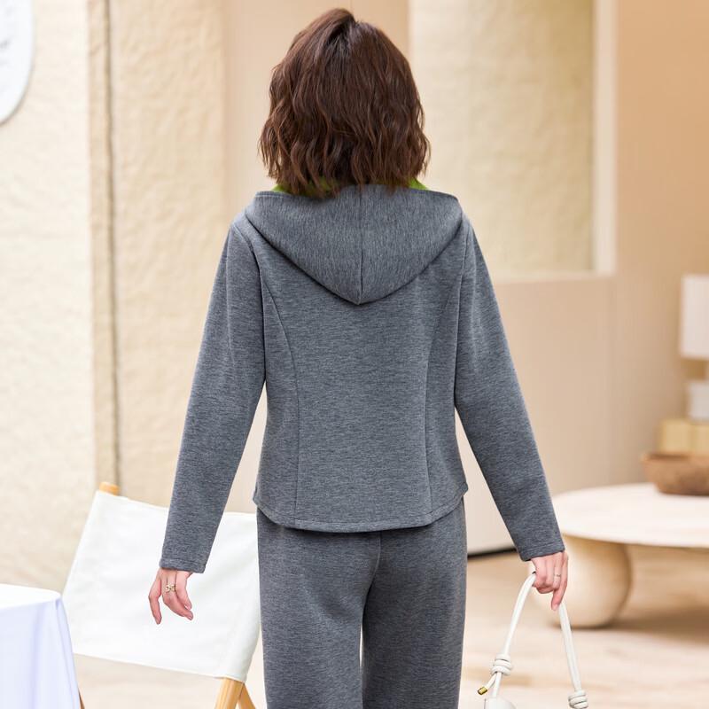 Yalu Women's Casual Hooded Sweatshirt & Capri Pants Set