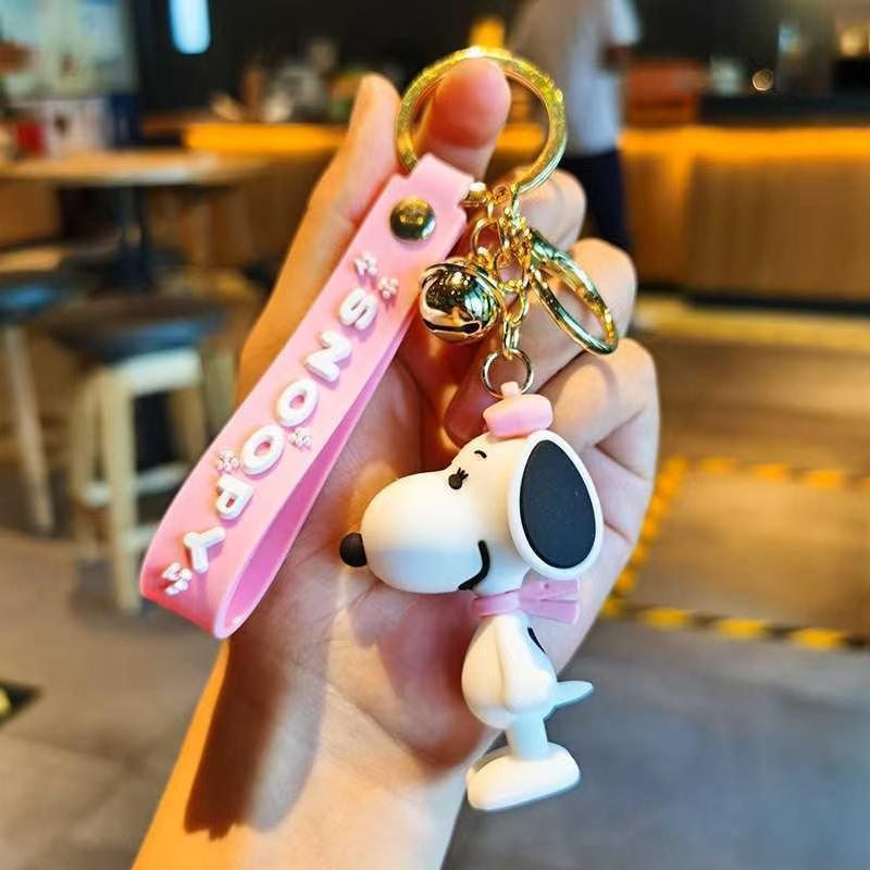Snoopy Cute Doll Mobile Phone Keychain Pendant Silicone Car Backpack Couple Key Ring Bag Pendant Creative Keychain Set