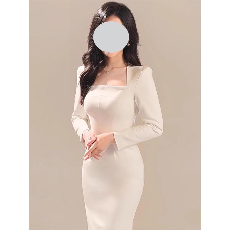 Elegantes weißes Abendkleid: Neuer Stil für Bankette und Jahrestagungen - Eine einfache, großzügige Wahl des Gastgebers