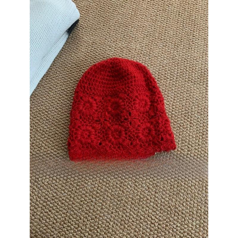 Japanese Handmade Crochet Flower Hollow Baotou Hat Autumn and Winter New Knitted Hat Women's Face Showing Small Pile Hat