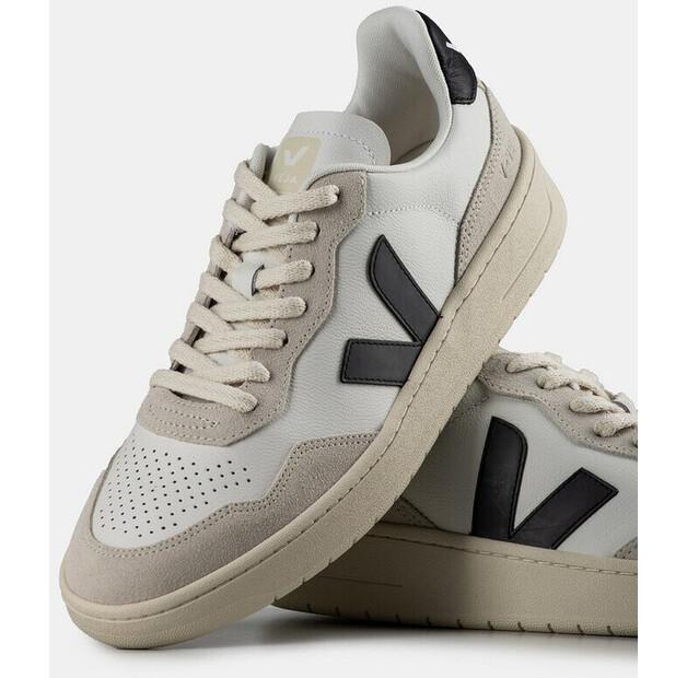 Кроссовки Veja V-90 O.T Leather