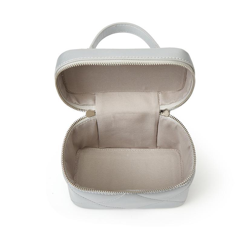 Xiaoxiangfeng Chain Box Bag Women'S Small And Versatile Classic Diamond Bag Fashionable Portable Messenger Shoulder Small Square Bag
