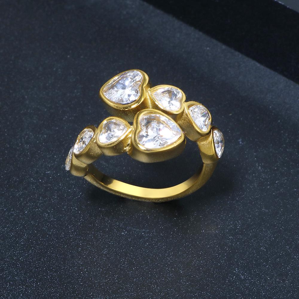 

Lux Zircon Titanium Steel Adjustable Heart Ring