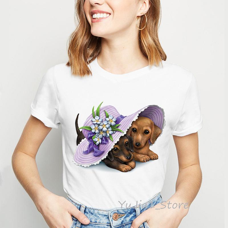 Cute Dachshund with red hat funny shirt women harajuku kawaii tshirt dog lover top woman clothes tee shirt femme streetwear
