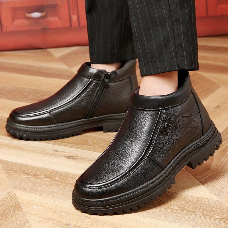 The first layer of cowhide winter wool men's cotton shoes with velvet warm leather shoes medium and old men's shoes are soft