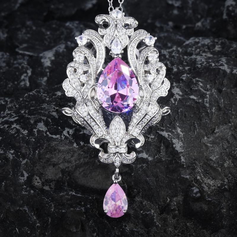 BELLA BOX O căprioară are accesoriile de nuntă ale miresei tale Colier cu pandantiv cu iris albastru regal, lacrimă cu diamant roz, fetiță cu diamante cu conținut ridicat de carbon