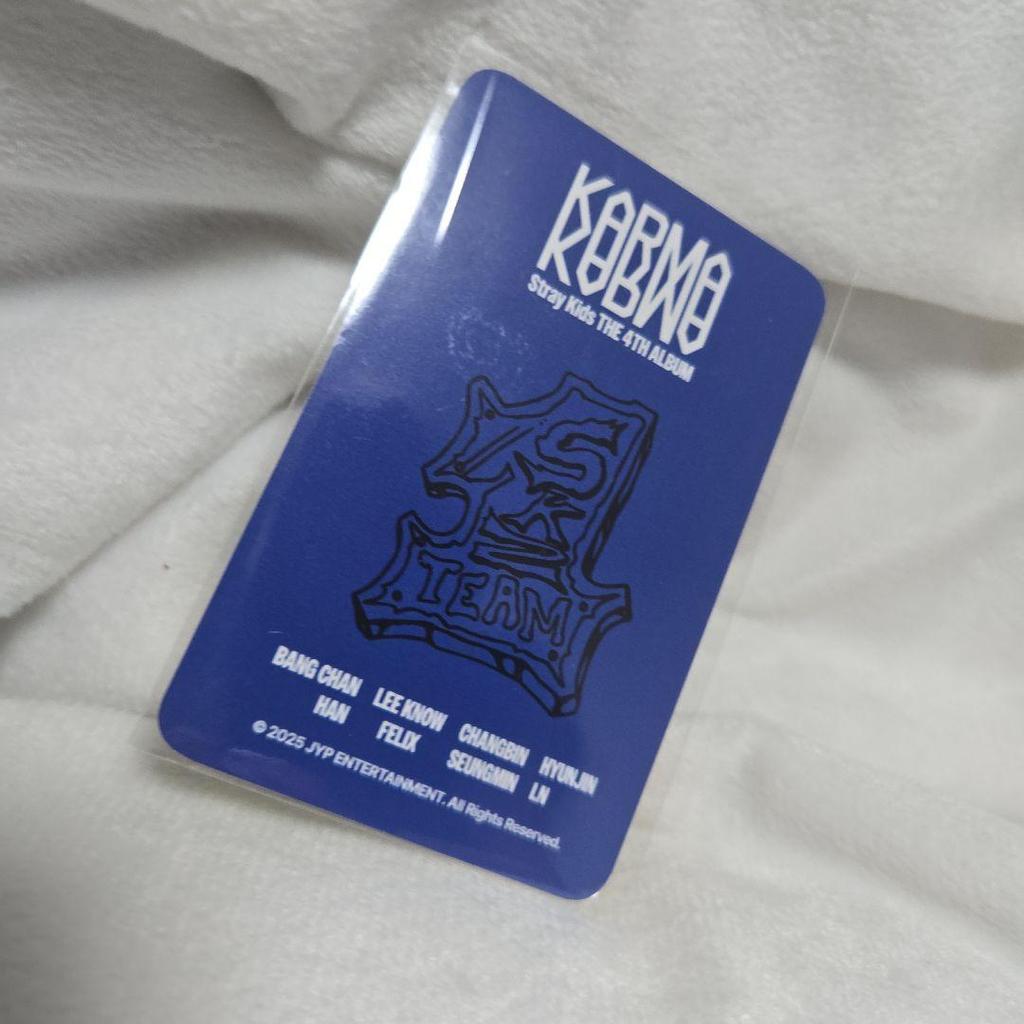 [USED] Straykids Karma uniform Seungmin