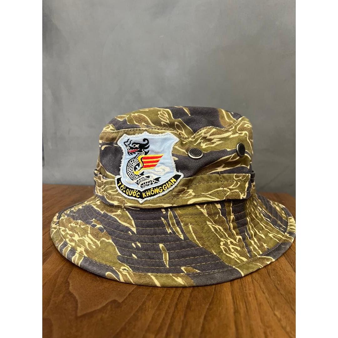 Used Real McCoy Camouflage Hat 7 3/8