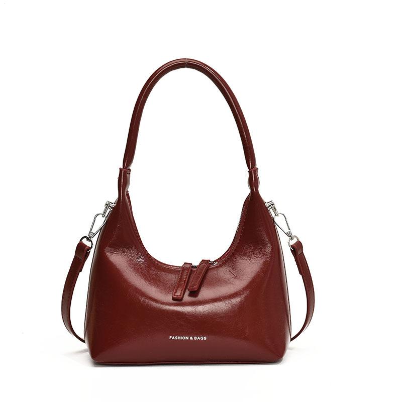 Underarm bag women 2025 new fashion niche design shoulder messenger bag high sense go to work small bag