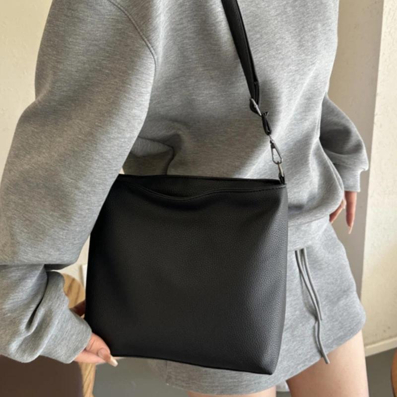 Women Shoulder Bags Design Versatile Crossbody Bag for Women Designer Bags Purse and Handbags Shopping Bag