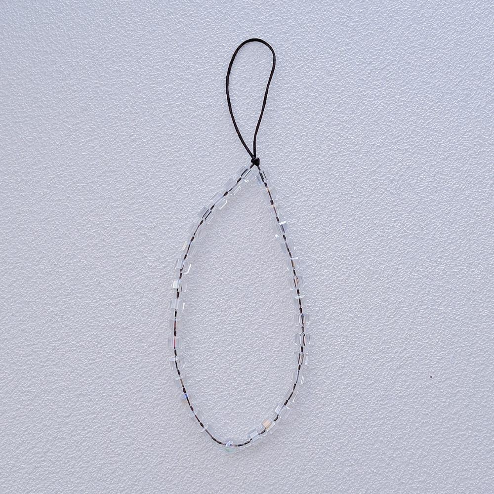 

The same INS style new square crystal chain in Japan and South Korea is anti-lost, hand-held fashion chain, long and short mobile phone chain.