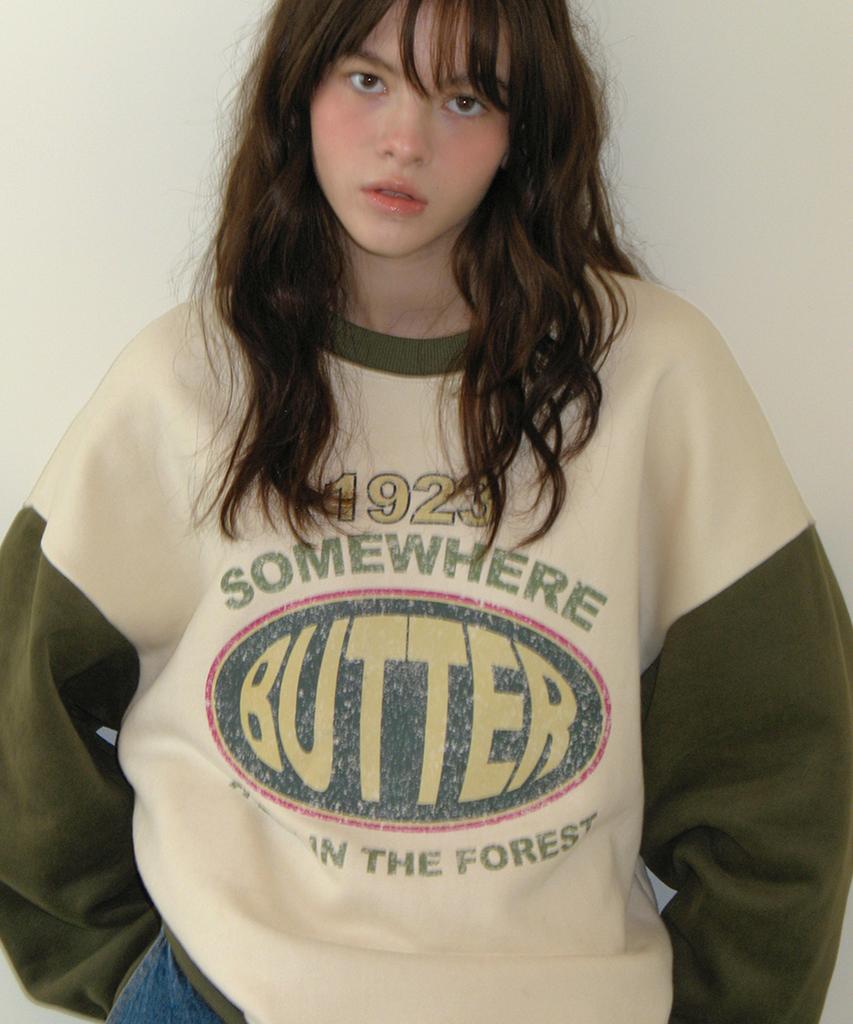 Sseomweeobeoteo Casual Graphic Sweatshirt - Cream/Khaki