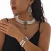 Meier Retro Palace Style Imitation Pearl Beaded Clavicle Necklace Easiest for Match Diamond-cut Cut Out Flower Plate Collar