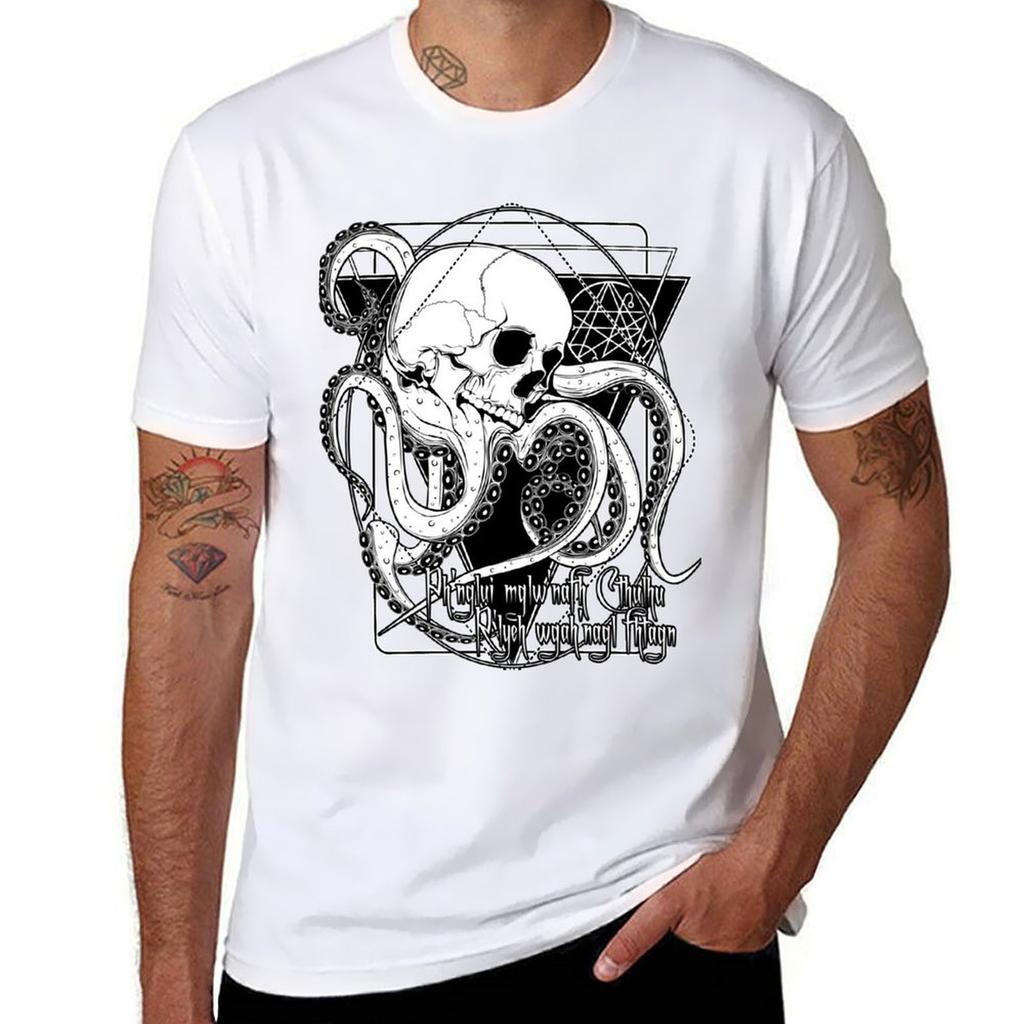 In his house at Rlyeh dead Cthulhu waits dreaming TShirt Quick Dry Light Sports TShirt