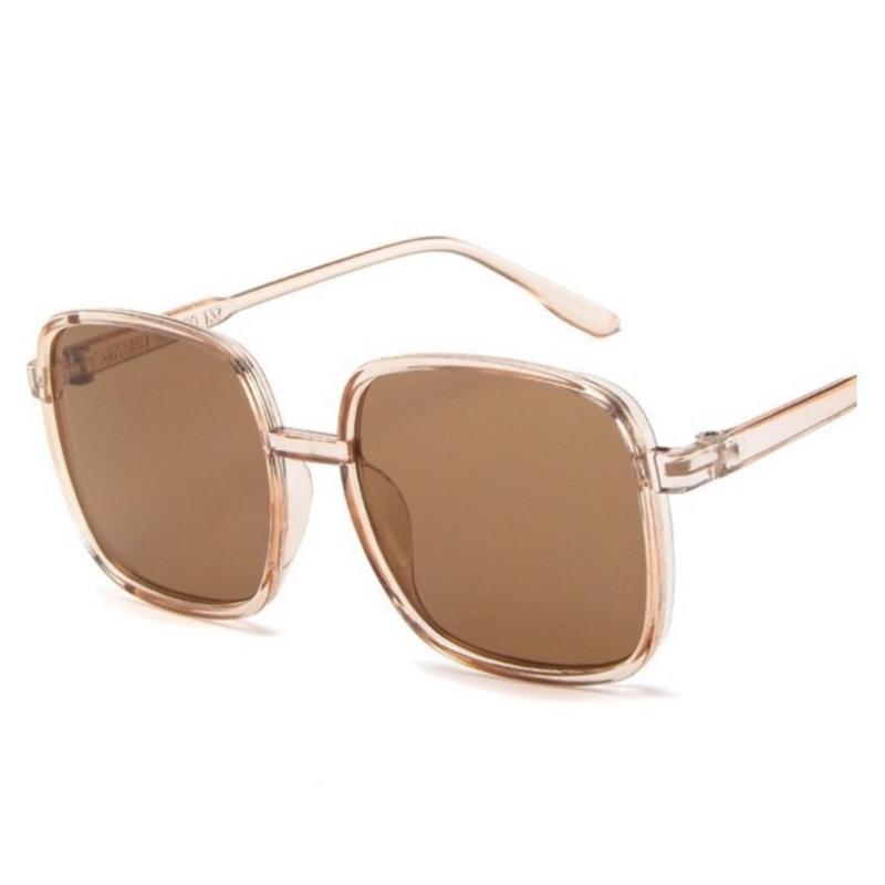 Sonnenbrille für Damen, quadratischer Rahmen, Straßenfoto, modisch, schlichtes Gesicht, personalisierter übergroßer Rahmen