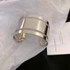 European & American Pleated Metal Bangle: Elegant Cold-Style Bracelet with High-End Luxury Design