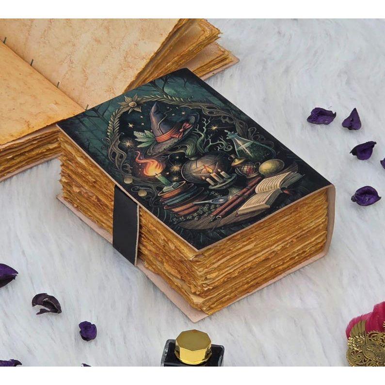 Witch’s Spellbook Journal | Vintage Handmade Magic Grimoire | Lockable Leather Bound Writing & Sketchbook