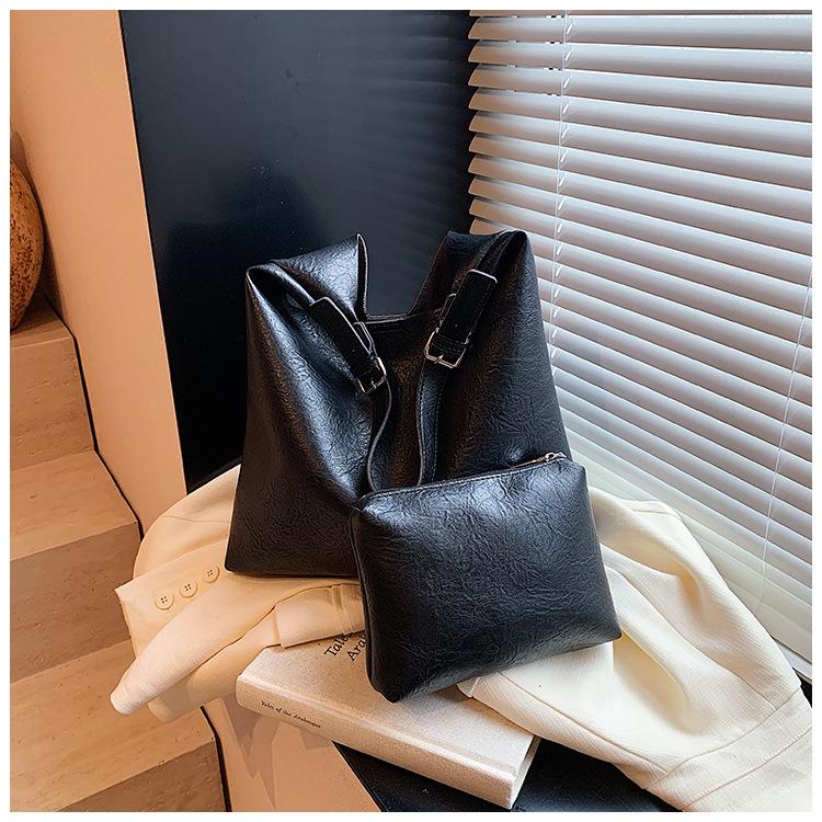 

Сумка-тоут женская большая вместимость 2024 новая сумка осенняя высококачественная сумка через плечо студенческая сумка для поездок на работу чёрный