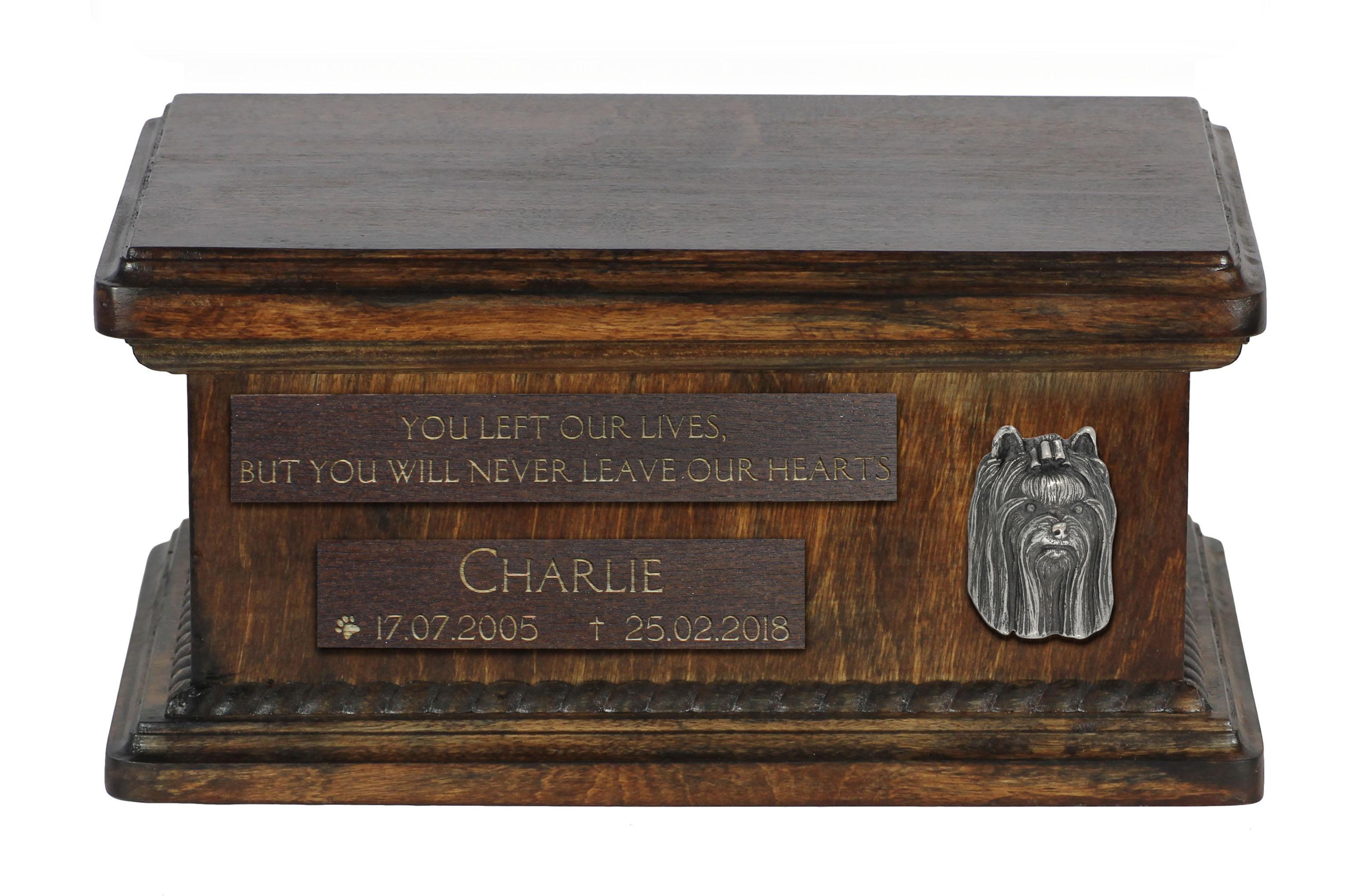 

Yorkshire Terrier, Yorkie III - wooden urn for dog ashes, personalized urn with engraving, small urn for dog ashes from the Art-Dog brand коричневий
