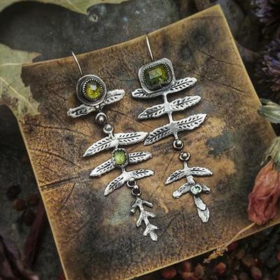 Retro Women's Dragonfly Earrings With Blue Zircon Pendant Earrings Suitable For Women's Party Engagement  Jewelry