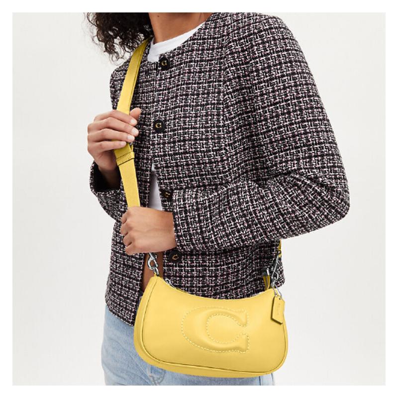 Coach Shoulder Bag Teri 24 Solid Color Large Logo Quilted Multi-function Pocket Zipper Closure Leather Armpit Hand Medium Size Women's Vintage Yellow