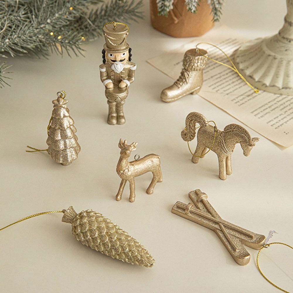Gold Christmas Hanging Decoration Resin Hazelnut Pinecone Hanging Pendants Deer Horse Angel Soldier Christmas Tree Ornament