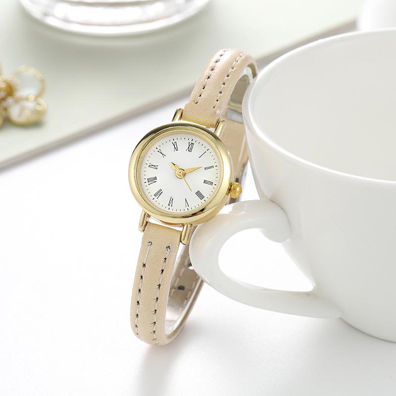 Retro Minimalist Women's Quartz Watch - Thin Leather Strap, Roman Numerals