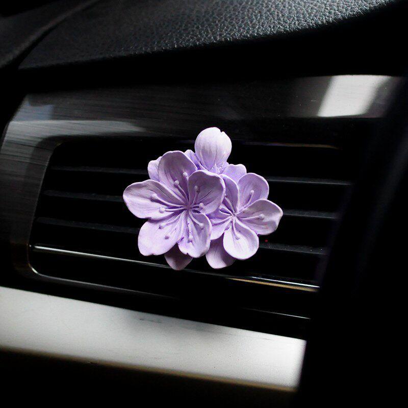 2025 Trendy New Car Air Vent Fragrance Retro Peach Blossom Butterfly Aroma Diffuser Car Perfume Decoration