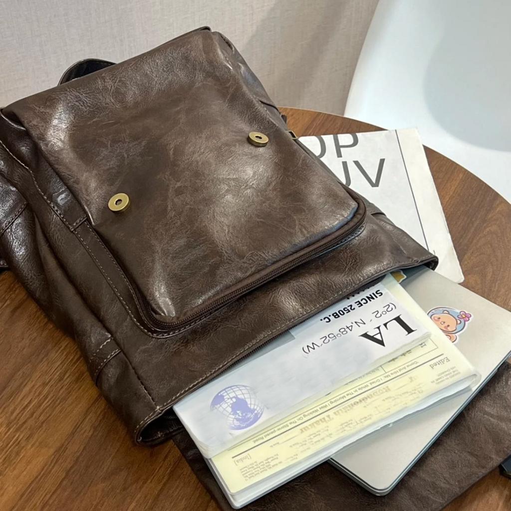 High End and Versatile Travel Backpack with Retro Fashion and Large Capacity, College Style Commuting Bag