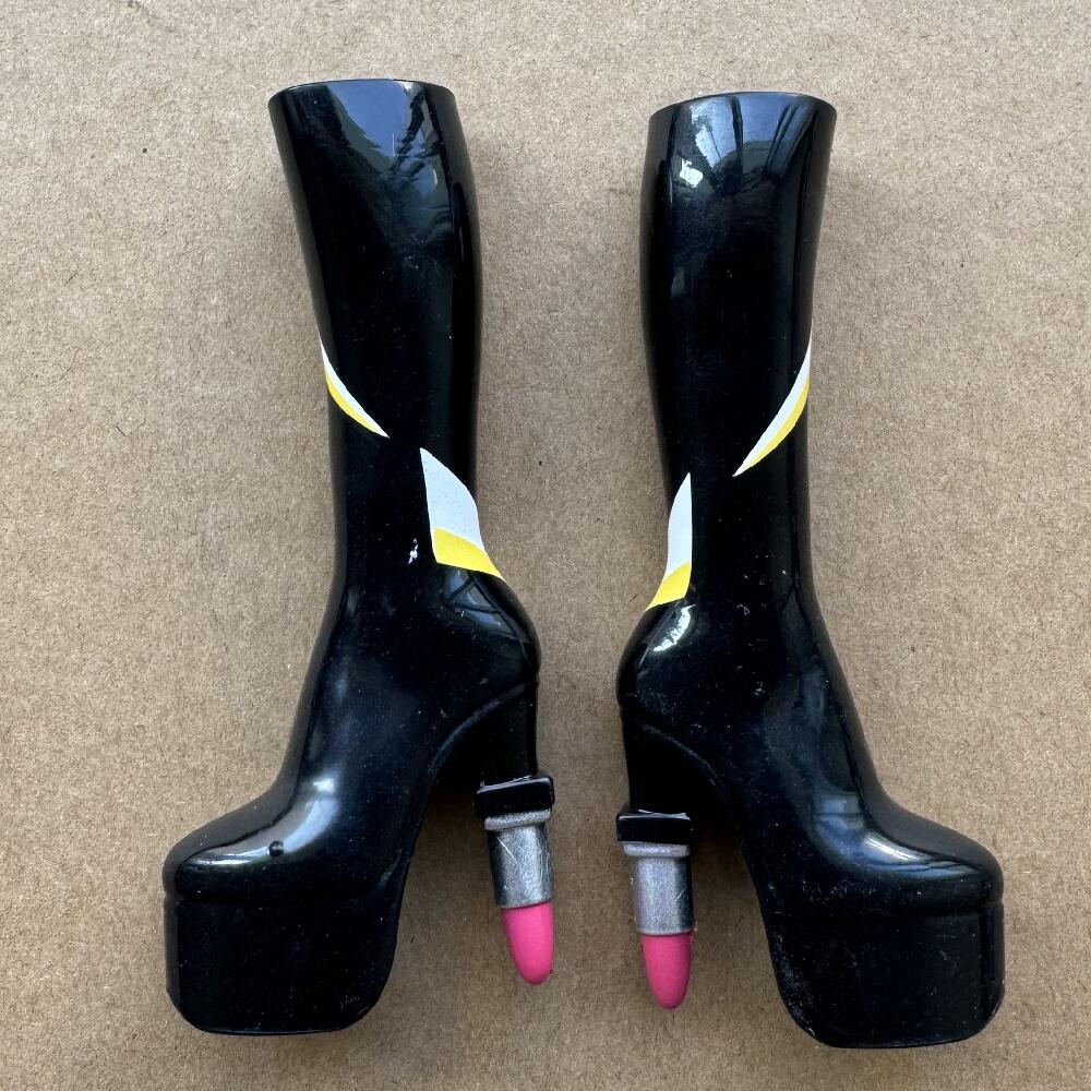 2001 Version Rare Face Doll Heads Classic Bratss Vintage Shoes Long Boots Girls Doll Parts For Collectors