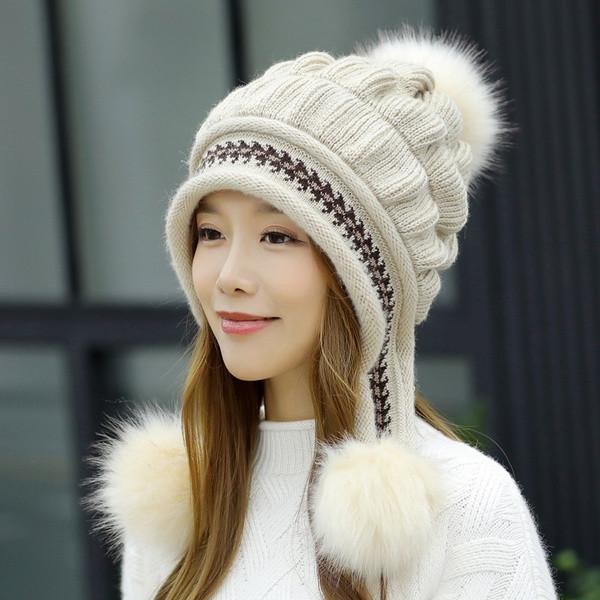 Elegant Fashion Winter Hat Gloves Set For Women With Warm Knit Beanie And Pompoms