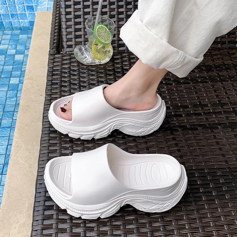 Mode 2025 Bonbonfarbene Klobige Plateau-Slipper Damen Sommer Dicke Sohle Rutschfest Strand-Pantoletten Komfort Weiche Sohle Flip-Flops