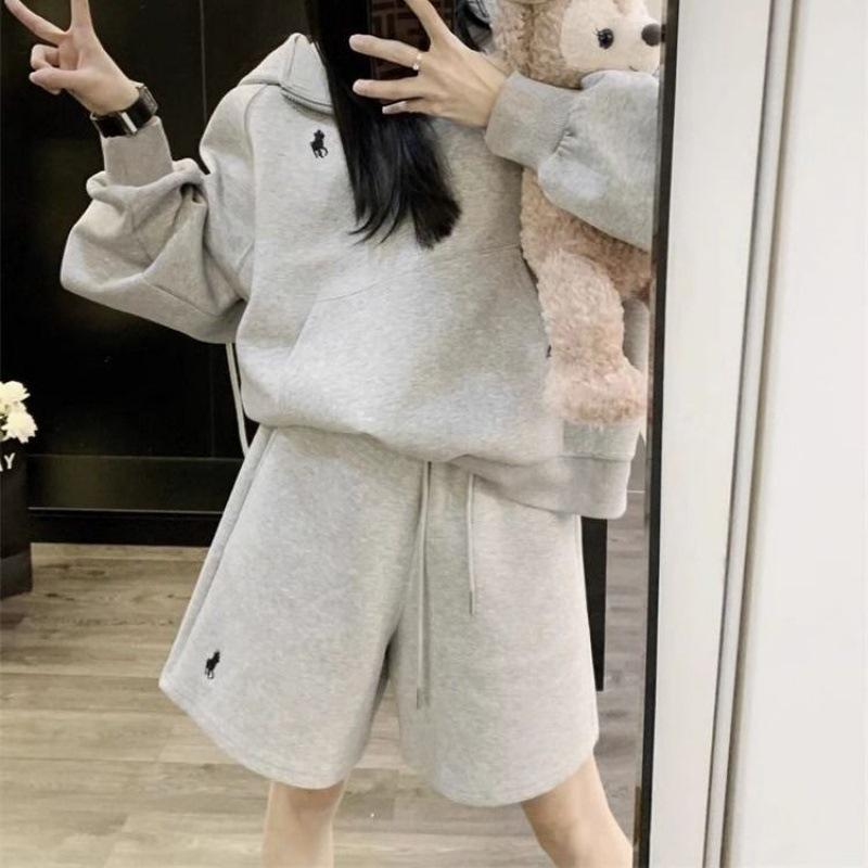 

Женский спортивный свитер большого размера, повседневный, ранняя весна, топ с капюшоном и шорты, из двух частей, грузоподъемность 300 фунтов XL, 90-125 lbs