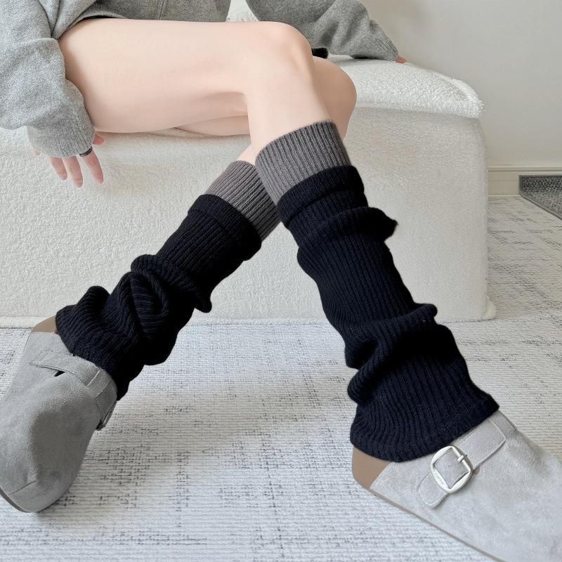 

Sweet Cotton Foot-Stepping Warm Socks Cover Lace Hairball Knitted Cute Stacked Socks Female Splicing Slim Calf Cover One size fits all чорний