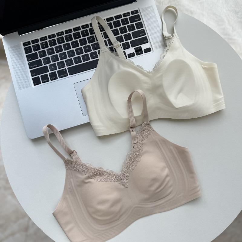 Liquid Foundation Seamless Soft Support Underwear Summer Thin Breathable Anti-sagging Close Sub-breasts Small Breasts Gather Invisible Bra Cover