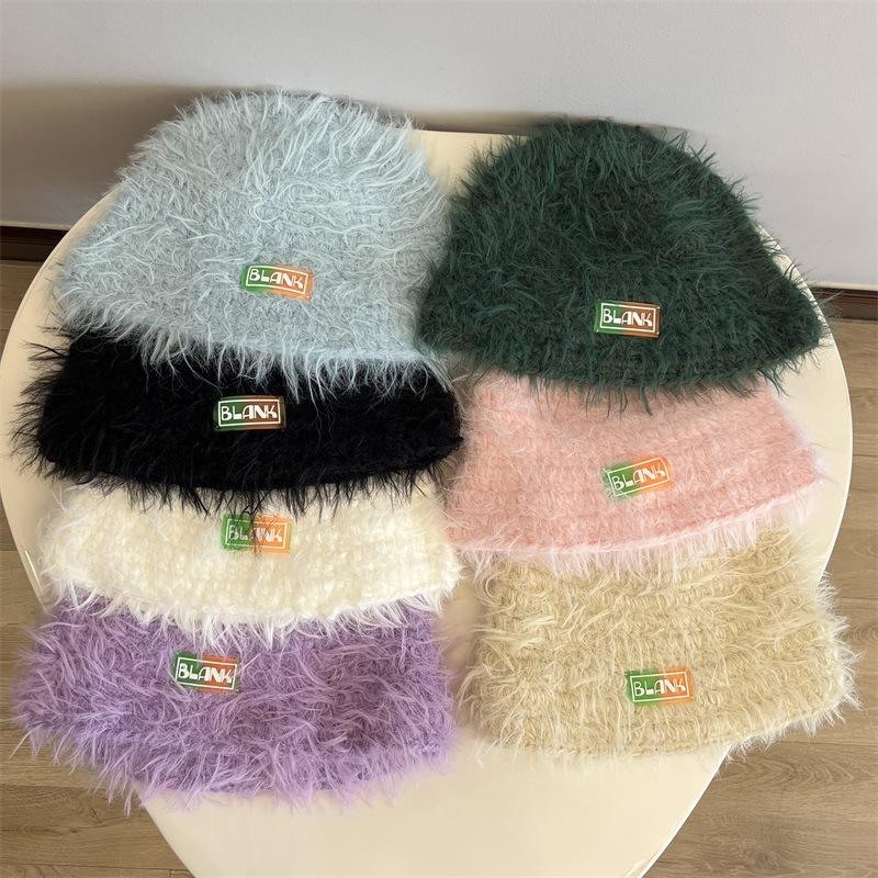 

Hand crocheted beard wool bucket hat women autumn and winter warm ear protection pastoral fashion pullover hat M（56-58cm） темно-зелений колір