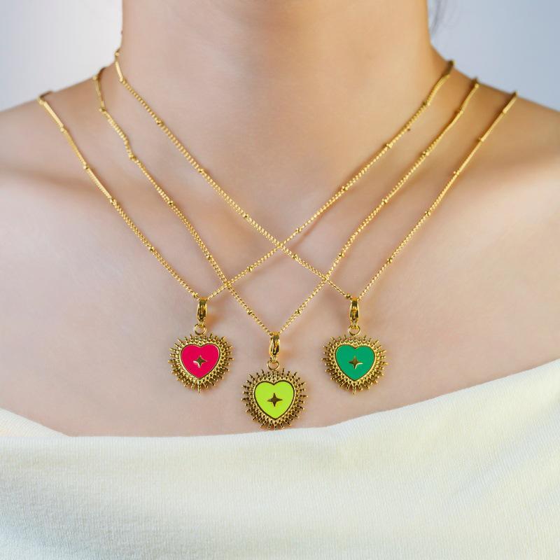 European-American Retro Heart Pendant Titanium Necklace