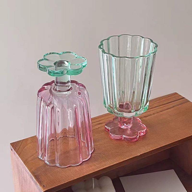 1 pz Bicchiere in Vetro Stile Francese da 250 ml Bicchiere da Vino a Forma di Fiore Simpatico Bicchiere per Bere Tè Boba Casa Bar Bicchieri Regali Vacanze Estive