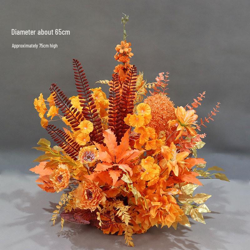 Herbstliche orange Seidenblumentöpfe für die Dekoration des Hochzeitsgangs