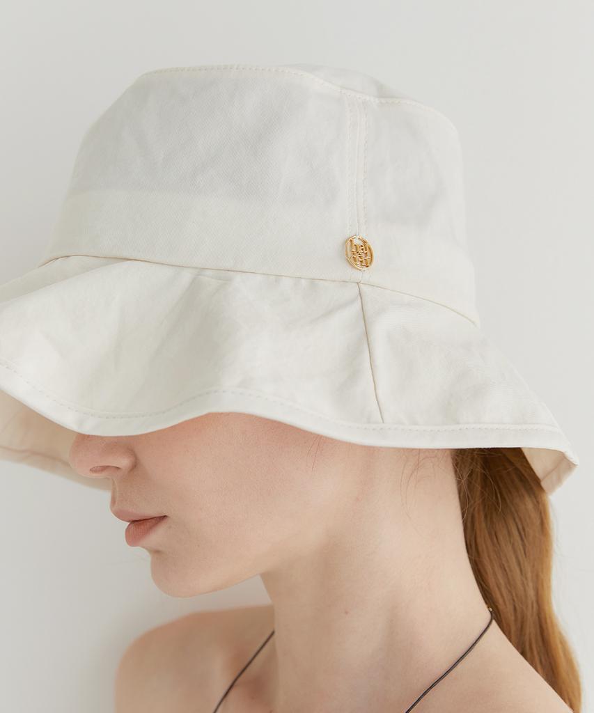 Hallen Over Flap Cotton Bucket Hat (C015_Ivory)