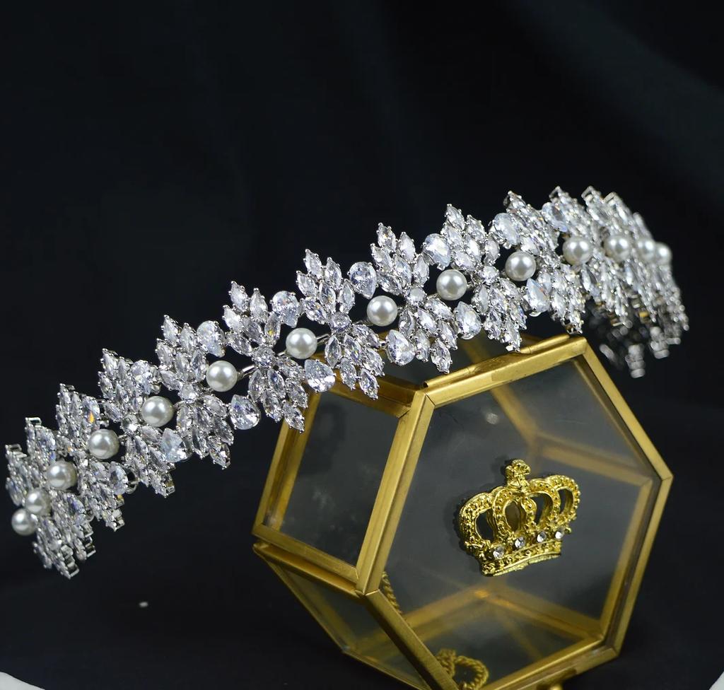 Luxus Braut Diadem Hochzeit Haarband Zirkonia Braut Haarband Diademe und Kronen für Frauen Party Abschlussball Haarschmuck Kopfschmuck
