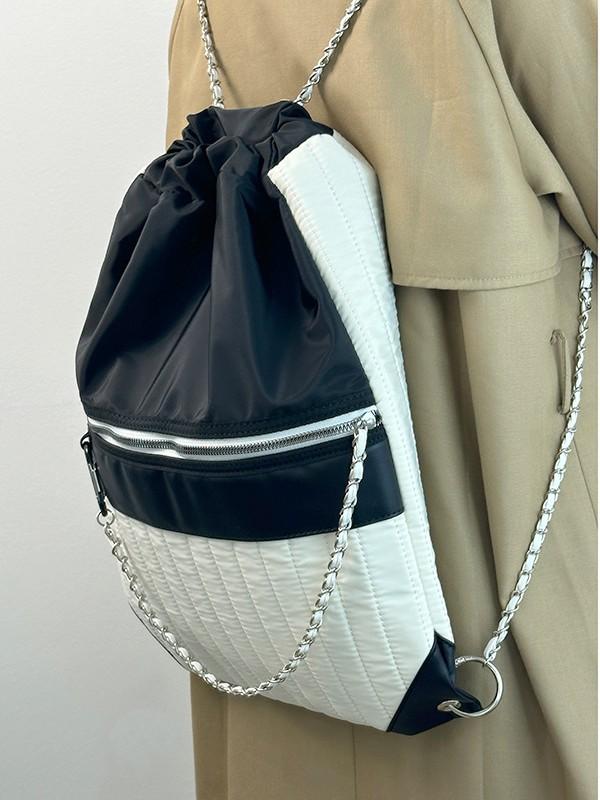 

Черный и белый контрастный рюкзак, новый повседневный студенческий рюкзак для женщин, большая вместимость, нейлоновая сумка-ведро с цепочкой