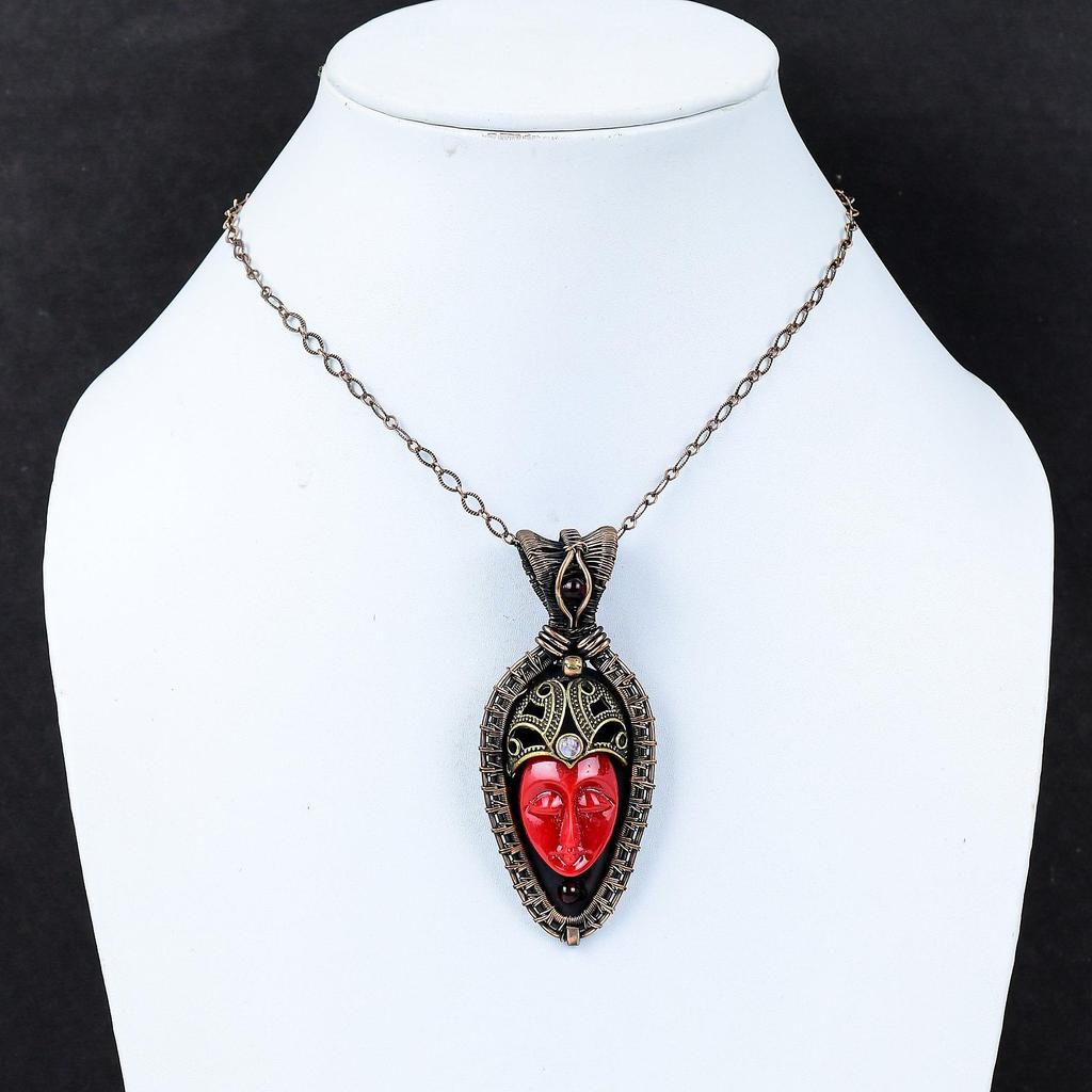 Funkelnd Rot Geschnitzter Knochen Gesicht & Mondstein Edelstein Kupferdraht Wickel Handgefertigter Schmuck Anhänger