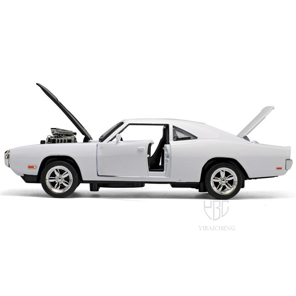 

1/32 Форсаж Dodge Charger модель автомобиля литья под давлением сплава лошади модели транспортных средств со звуковым освещением игрушка в подарок для