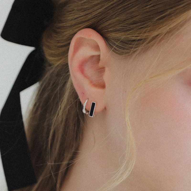 J.Lauren Twin Knot Silver One Touch Earrings M03871