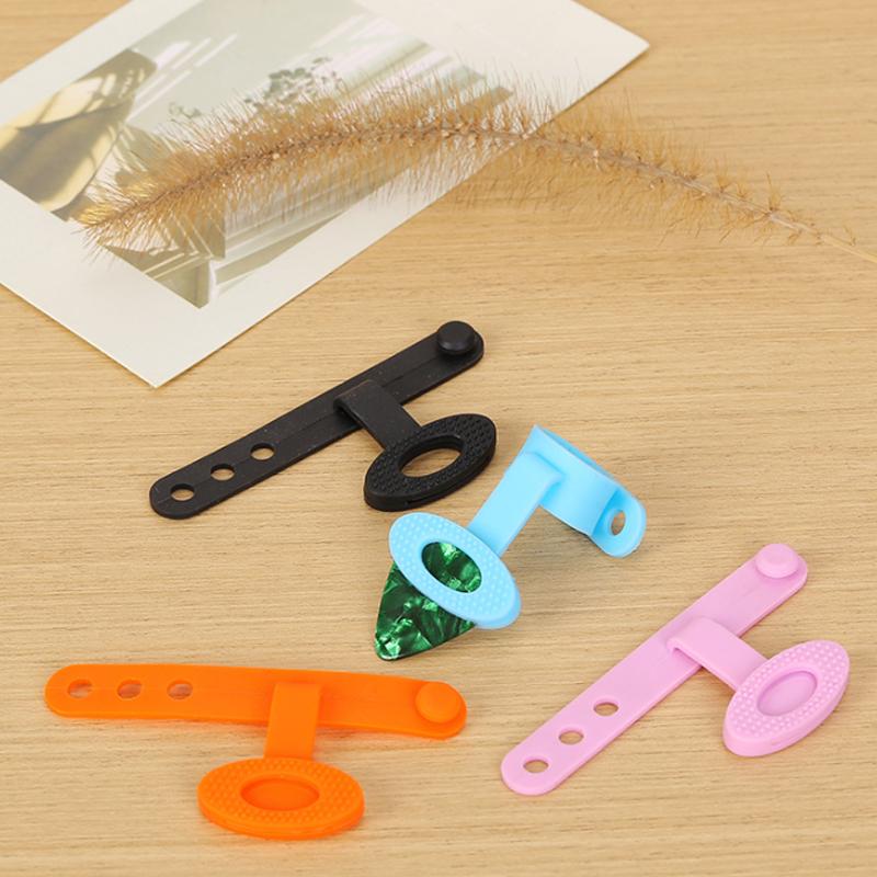 Guitar Plectrum Finger Grip Sleeve Silicone Picker Holder Anti Slip Protector For Guitar Beginner String Sweep Playing Accessory