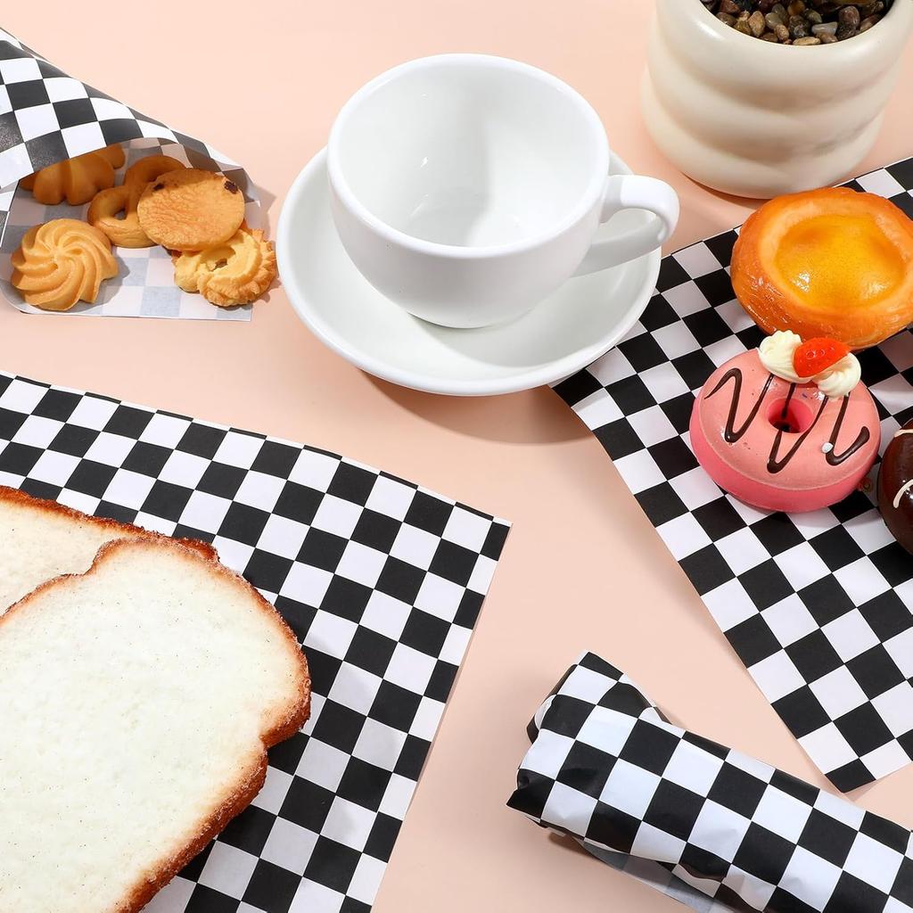 50PCS Checkered Wax Paper Sheets for Food Food Waxed Paper Sheets Sandwich Wrapping Paper Sheets Black Waterproof Oil-Proof Food Basket Liners for