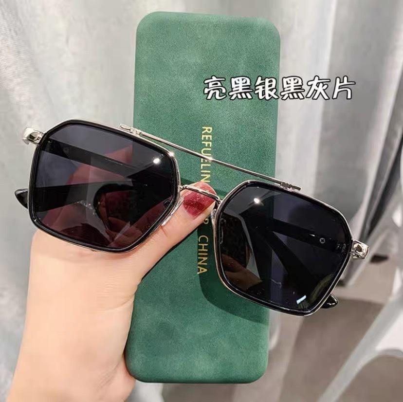 

New Double Beam Men s Sunglasses Ocean Blue Woman Eyewear Driving Sun Shading Glasses Outdoor Fishing Gafas De Sol UV400 As Picture серебряный серый
