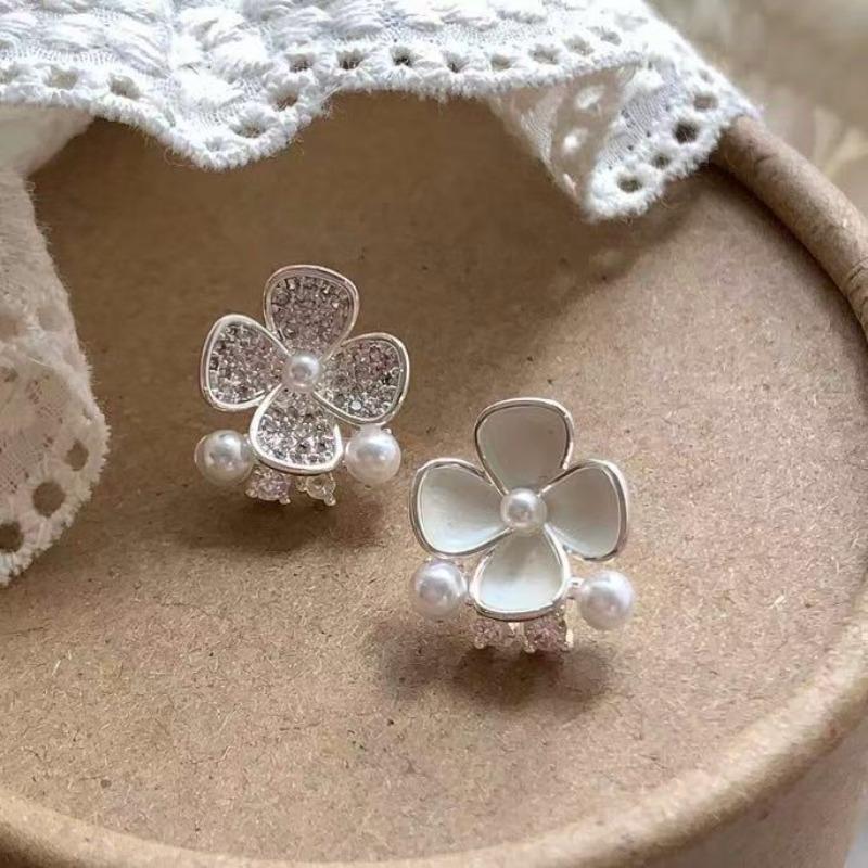 Silver needle zircon oil drop flower asymmetric stud earrings light luxury high sense earrings design sense niche versatile earrings women